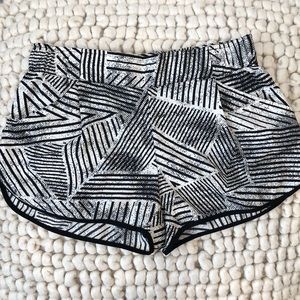 UO Silence + Noise Black and White Soft Shorts
